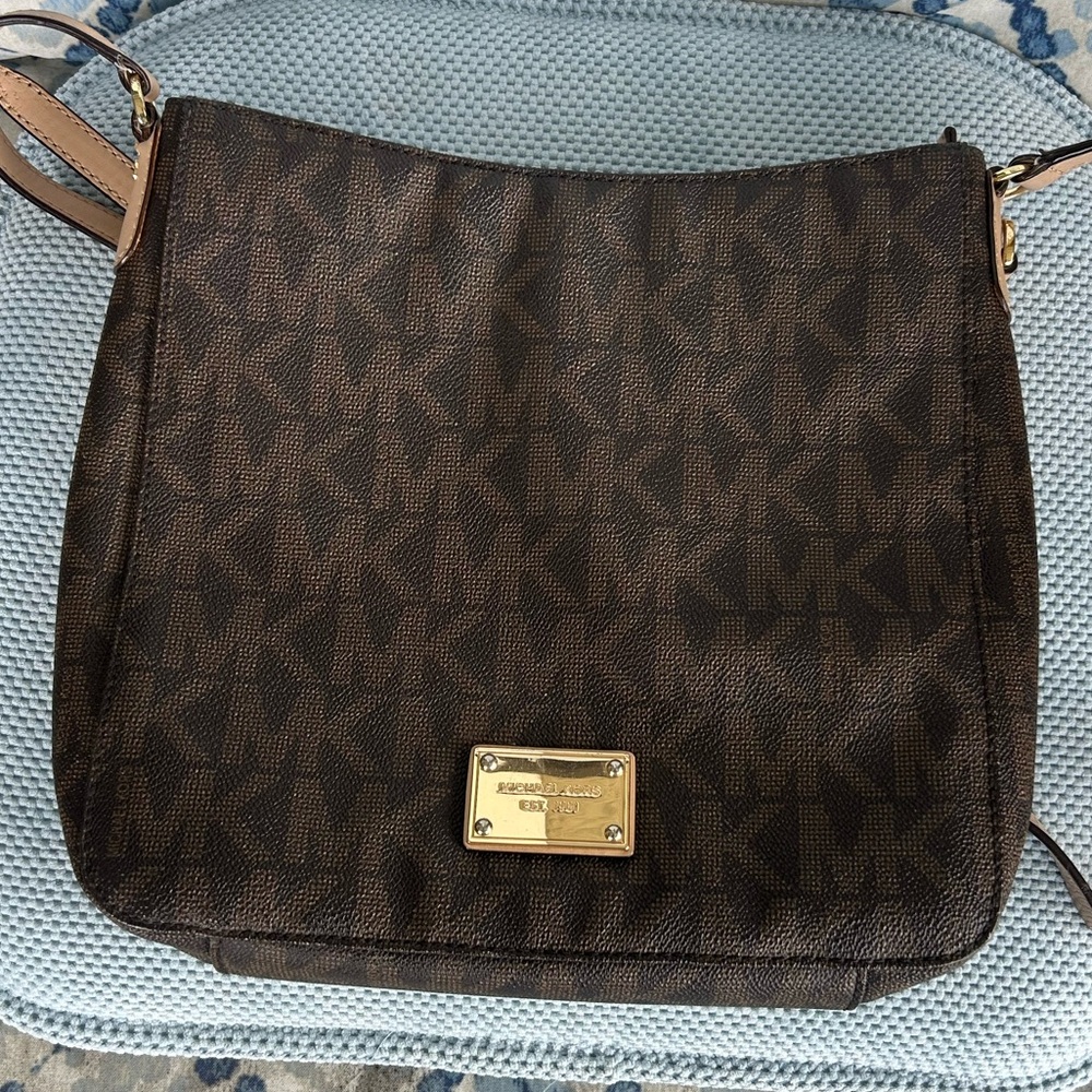 Michael Kors crossbody